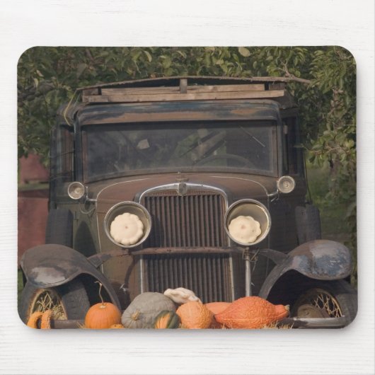 CANADA, Brits-Columbia, Keremeos. Herfst / 2 Muismat (Voorkant)