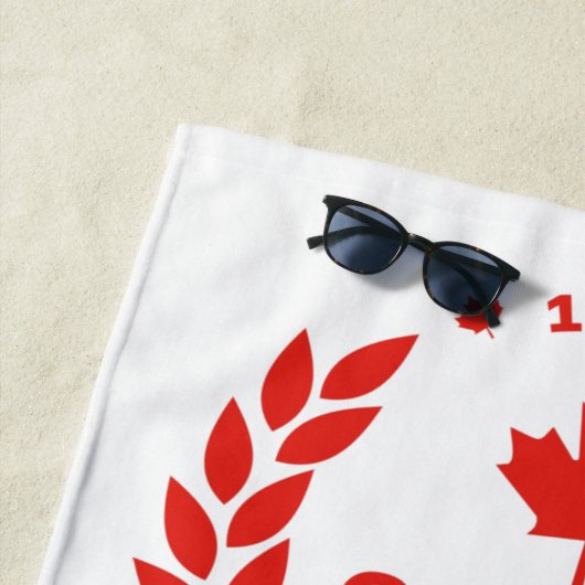 Canada Day Wreath Beach Towel Strandlaken (In situ)