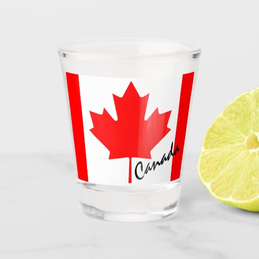 Canada Flag Keepomwille Souvenir Canadian Maple Le Shot Glas (Voorkant)