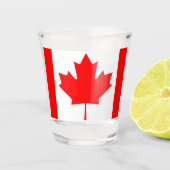 Canada Flag Keepomwille Souvenir Canadian Maple Le Shot Glas (Voorkant)