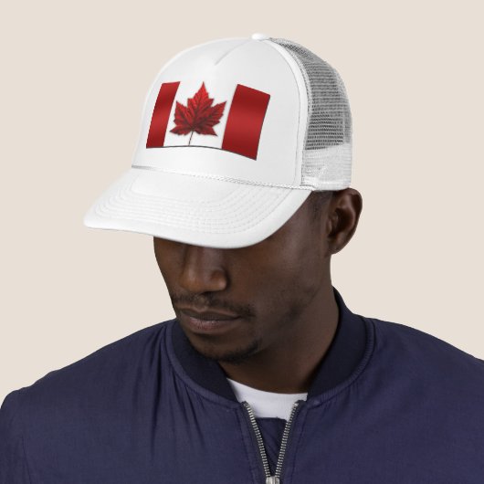 Canada Flag Pet Trucker Hat Canada Souvenir Pet (In situ)