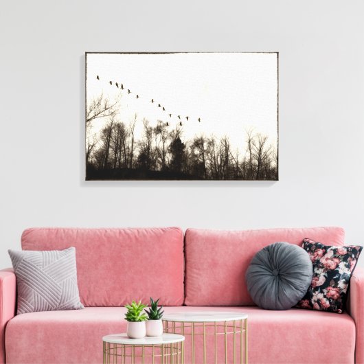Canada Ganzen vliegen over boomlijn warm monochroo Canvas Afdruk (Insitu (Woonkamer))