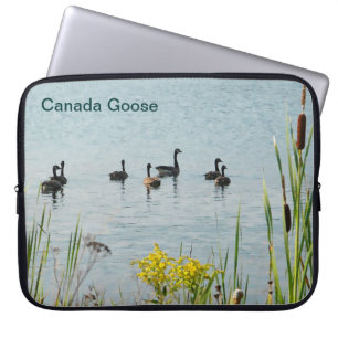 Canada Gese en Cattails Laptop Sleeve