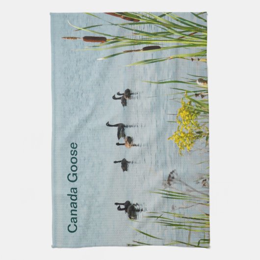 Canada Gese en Cattails Theedoek (Verticaal)