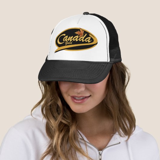 Canada Gold Trucker Pet (In situ)