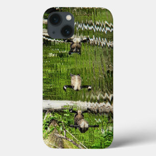 (Canada) Goose Green iPhone 13 Hoesje