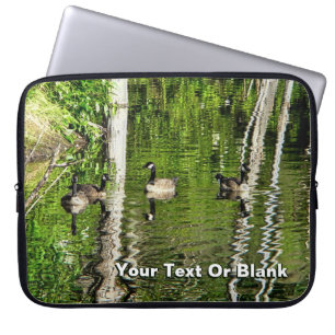 (Canada) Goose Green Laptop Sleeve