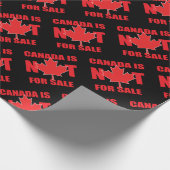 Canada is niet te koop cadeaupapier (Hoek)