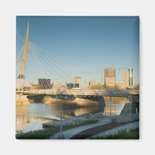 CANADA, Manitoba, Winnipeg: Esplanade Riel Magneet