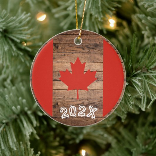 Canada Maple Leaf Flag Custom Naam- Jaar Keramisch Ornament (Boom)