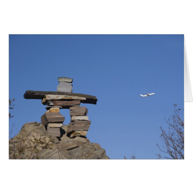 Canada, Newfoundland, St. John's. Inukshuk (om (Voorkant Horizontaal)
