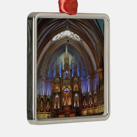 Canada, Quebec, Montreal. Binnenzijde van Notre 2 Metalen Ornament (Rechts)