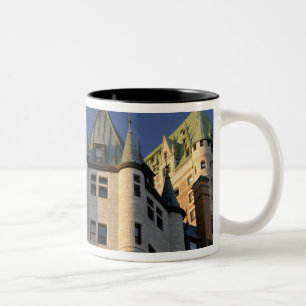 Canada, Quebec, Quebec City. Fairmont Château Tweekleurige Koffiemok