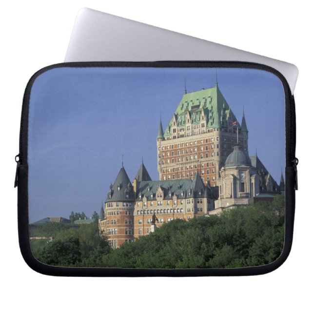Canada, Quebec Stad.  Chateau Frontenac. Laptop Sleeve (Voorkant)