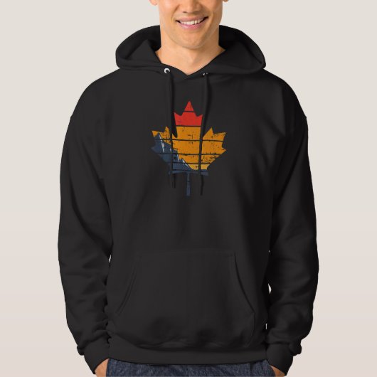 Canada Retro Distress Maple Leaf Design Hoodie (Voorkant)