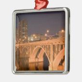 Canada, Saskatchewan, Saskatoon: Broadway Metalen Ornament (Links)