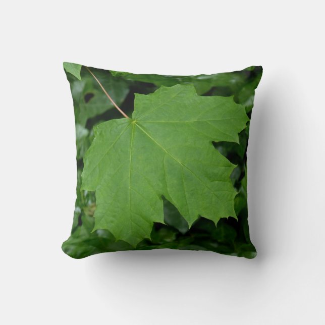 Canada Souvenir Pillow Maple Leaf Sierkussen (Voorkant)