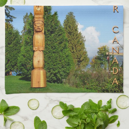 Canada Towel Native Totem Pole Vancouver Tea Towel Theedoek (Gevouwen)