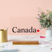 Canada typografie met rode esdoorn blad acryl bord (Huwelijk)