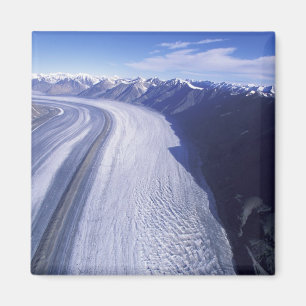 Canada, Yukon Territory, Kluane National Park. Magneet