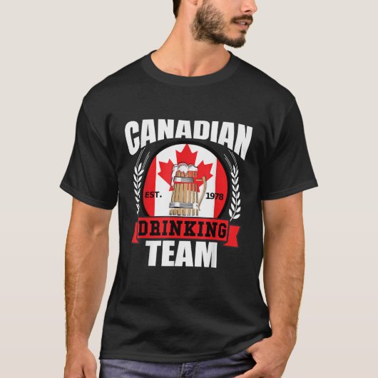Canadese Drinkteam Funny Canada Vlag Bier T-shirt (Voorkant)