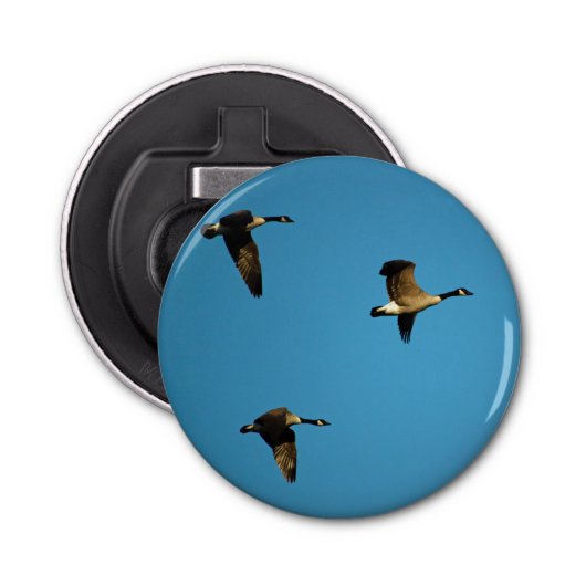 Canadese ganzen in vlucht button flesopener (Voorkant)