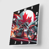 Canadese motorrit met een vurige achtergrond vierkante klok (Hoek)