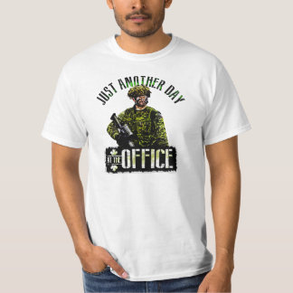 Canadese Soldaten Dag op de Kantoor T-shirt