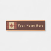 Canadese vlag op binnenste boog deurbordje (Voorkant)