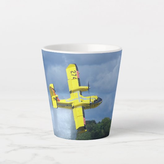 Canadese waterbommenwerper 274 latte mok (Voorkant)