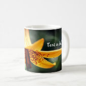 Canadian Lily Flower Personalized Koffiemok (Voorkant rechts)