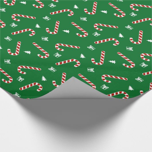 Candy Cane Pattern on Green Background Cadeaupapier (Hoek)