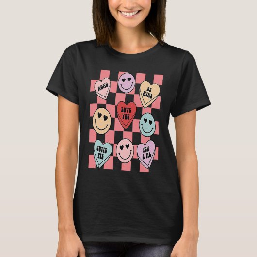 Candy Conversation Hearts Retro Groovy Valentines  T-shirt (Voorkant)