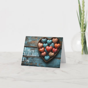 Candy Hearts op houten ondergrond Valentijnsgroet Feestdagen Kaart