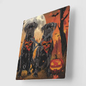 Cane Corso Halloween Spooky Vierkante Klok (Hoek)