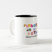 Caneca Pedagogia ao Pé da Letra em duas cores Tweekleurige Koffiemok (Voorkant links)