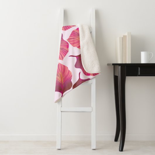 Canna Tropicanna Leaves in Pink Sherpa Deken (In situ)