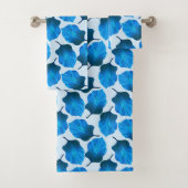 Canna Tropicanna Tropical Leaves in Blue Bad Handdoek (Insitu)