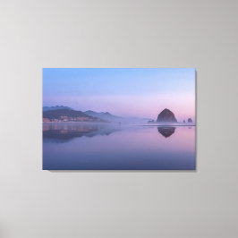 Cannon Beach bij schemer  Canvas Afdruk