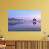Cannon Beach bij schemer Canvas Afdruk (Insitu (Woonkamer))
