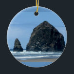 Cannon Beach, Oregon Keramisch Ornament<br><div class="desc">Cannon Beach,  Oregon</div>