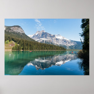 Canoe op het beroemde Emerald Lake - Yoho NP, Cana Poster