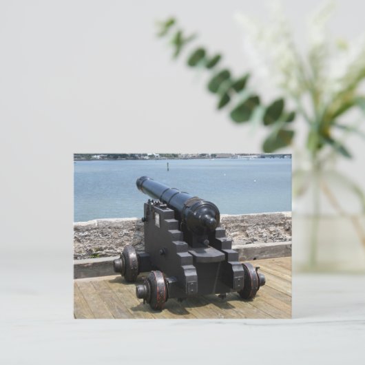 Canon over de muur briefkaart (Staand voorkant)