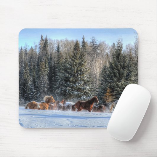 Cantering, Running Horses in Winter Snow Photo Muismat (Met muis)