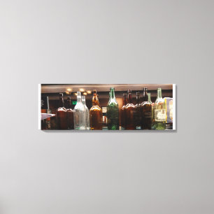 Canvas met  liquorflessen afdruk
