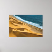 canvas omwikkeld op zee en op het strand (Voorkant)