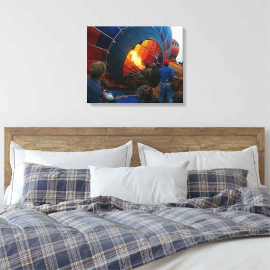 Canvas Print - Filling Hot Air ballon (Insitu (Slaapkamer))