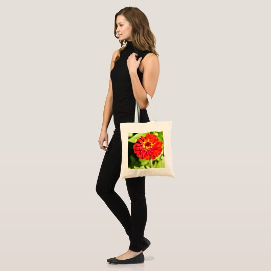 canvas tas met Red Zinnia (Voorkant (model))