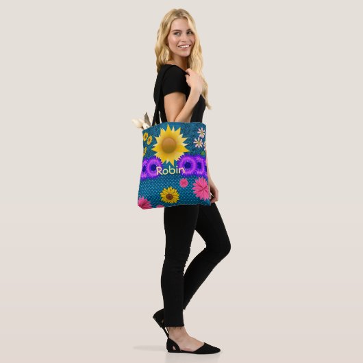 canvas tas zonnebloemen Robin (Op model)