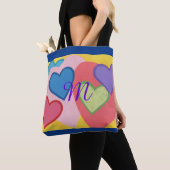 Canvas tassen voor kleurrijke gelaagde harten mono (Dichtbij)